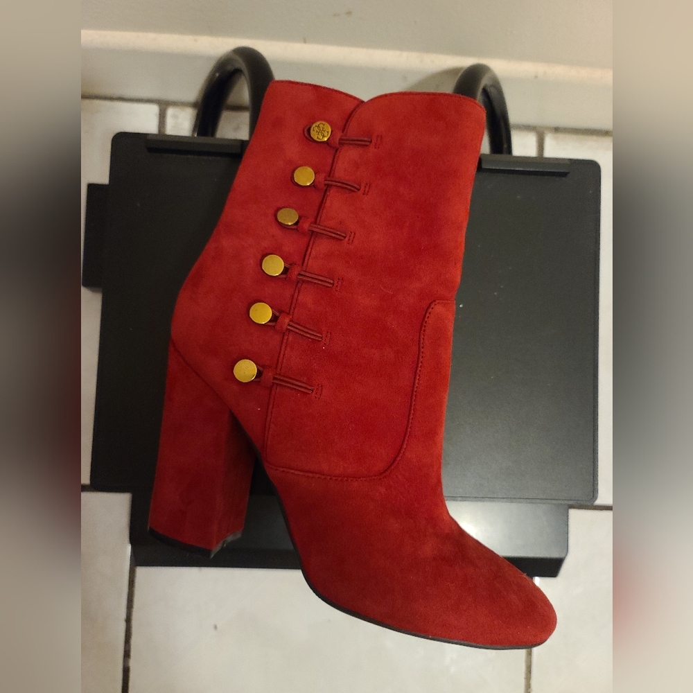 Guess Red Booties - Picture 2 of 7